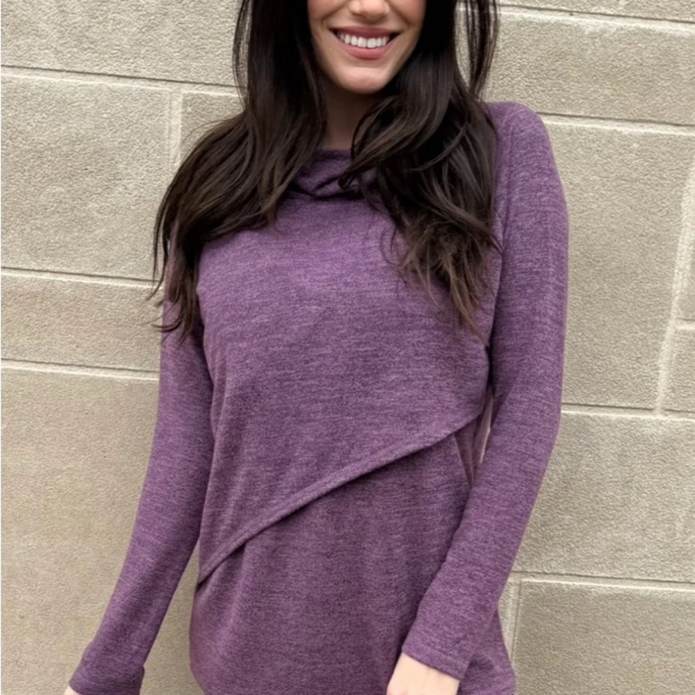 Nursing Queen Sweater